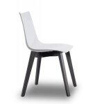 Chaise design en bois blanc