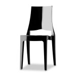 Chaise design en plastique noir