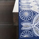Chemin de table en coton bleu et blanc 140x40