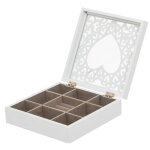 Coffret à bijoux en bois blanc taillé et verre coeur 23x23x7cm Coffret à bijoux en bois blanc taillé et verre coeur 23x23x7cm