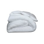 Couette en microfibre chaude 240x220 cm Couette en microfibre chaude 240x220 cm
