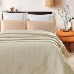 Couvre - lit en percale de coton surpiqué ficelle 230x250 cm Couvre - lit en percale de coton surpiqué ficelle 230x250 cm