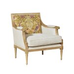 Fauteuil bergère en bois massif et tissu fleuri jaune Fauteuil bergère en bois massif et tissu fleuri jaune