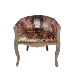 Fauteuil bergère en velours à motifs multicolores Fauteuil bergère en velours à motifs multicolores