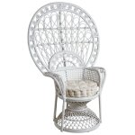 Fauteuil emmanuelle en rotin laqu blanc avec coussin