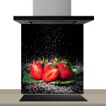 Fond de hotte d�corative, fraises au sucre rouge 60x70 cm