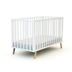 Lit bébé évolutif en bois blanc 60 x 120 cm Lit bébé évolutif en bois blanc 60 x 120 cm