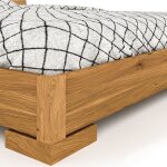 Lit en chêne massif clair avec tête de lit intégrée bois clair 140x190 Lit en chêne massif clair avec tête de lit intégrée bois clair 140x190