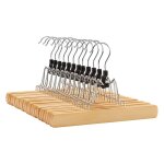 Lot de 12 cintres antidérapants avec pinces l25 cm - effet bois clair Lot de 12 cintres antidérapants avec pinces l25 cm - effet bois clair