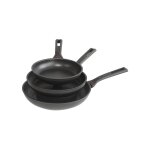 Lot de 3 poêles 20, 24 et 28 cm avec revêtement anti adhésif tous feux Lot de 3 poêles 20, 24 et 28 cm avec revêtement anti adhésif tous feux