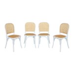 Lot de 4 chaises vintage en bois et rotin, blanc Lot de 4 chaises vintage en bois et rotin, blanc