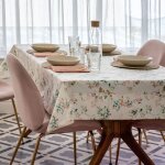 Nappe enduite anti - taches en coton multicolore 300x155 cm Nappe enduite anti - taches en coton multicolore 300x155 cm