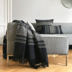 Plaid noir en coton à rayures natives 240x270 Plaid noir en coton à rayures natives 240x270