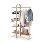 Portant à vêtements bois clair et métal blanc Portant à vêtements bois clair et métal blanc