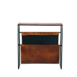 Porte - revues en cuir et mtal noir