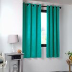 Rideau occultant uni 210gr / m2 polyester cladon 135x180 cm