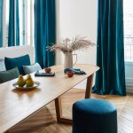 Rideau en velours uni et point de bourdon noir bleu