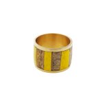 Set de 4 ronds de serviette en acier jaune et dor d4