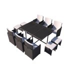 Table et chaises 10 places en rsine tresse noir et blanc