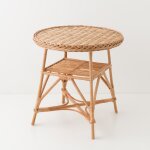 Table ronde en osier brun plateau tressé Table ronde en osier brun plateau tressé