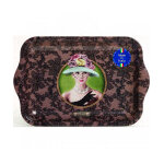 Plateau rectangulaire buste femme motif dentelle 22x15cm les cakes de bertrand