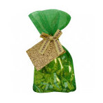 Poche tulle verte garnie de papillotes au pralin 90g