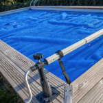 B�che � bulles eco + 7 x 3 m 400 microns - bord�e 2 c�t�s - bleue - b�che � bulles pr�d�coup�e