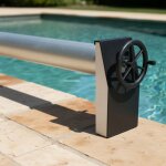 Volet roulant piscine manuel - sur mesure - safepoolroll