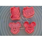 Moules à gâteaux - mickey & hello kitty - plastique - 60x50x20 mm - décor en pâte à sucre - léger et ... Moules à gâteaux - mickey & hello kitty - plastique - 60x50x20 mm - décor en pâte à sucre - léger et ...