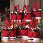 Lot de 6 sac de cadeau pantalon père noël sac de bonbons de noël sacs à bouteilles de vin décoration ... Lot de 6 sac de cadeau pantalon père noël sac de bonbons de noël sacs à bouteilles de vin décoration ...