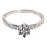 Bague solitaire en argent 925 rhodi� et zirconium