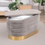 Banquette - coffre moderne matelassée avec base dorée philae velours gris clair Banquette - coffre moderne matelassée avec base dorée philae velours gris clair