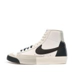 Baskets blanches / bleu garon nike blazer mid 77