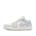 Baskets bleu clair / �cru homme nike air jordan 1 low