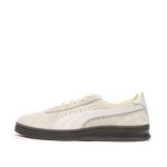 Baskets ecru / blanche homme puma indoor prm