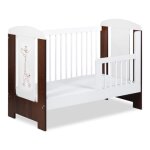 Lit pour bb motif girafe 3 hauteurs rglables - blanc et marron - 120 x 60 cm