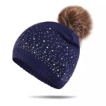 Bonnet - bleu - laine - pompom - strass