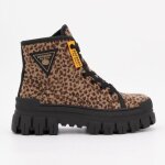 Bottines  poils imprim lopard avec lacets noirs semelle crante femme dockers by gerli