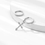 Boucles doreilles croix chrtiennes asymtriques argent recouvertes de pierres de zircon - bijoux mode ...