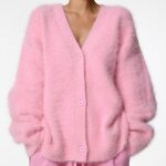 Cardigan vitata femme en maille peluche - col v manches longues coupe ample - pull chaud et tendance ... Cardigan vitata femme en maille peluche - col v manches longues coupe ample - pull chaud et tendance ...