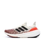 Chaussures de running rouge / blanc homme adidas ultraboost