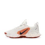 Chaussures de trail ecru / orange homme nike nike juniper trail 3