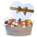 Coffret c?ur dor garni de 50 chocolats lindor de lindt assortis des saveurs indites  offrir ou  partager ...