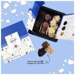 Coffret roses des sables : brisures de cr�pes dentelles enrob�s de chocolat noir lait et blanc