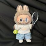 Costume de poupe pour labubutennis + raquette + chaussures blanches + t - shirt + pantalon bleu