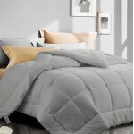 Couette 220x240 cm - 350g / m inre - microfibre - trs chaude - lavable en machine - anti acariens - ...