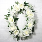 Couronne d?hiver pour porte d?entr�e roses artificielles blanches d�coration printani�re de ferme couronne ...