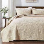 Couvre - lit matelass� 3 pi�ces 240x260 cm pour 2 personnes motif feuille de palmier beige jetee de lit ...