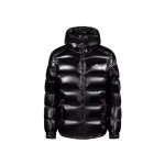 Doudoune � capuche helvetica sputnik
