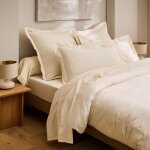 Drap housse prestige 100% satin de coton peign� 120 fils / cm� coton pur - prestige cr�me - 180 x 200 ...
